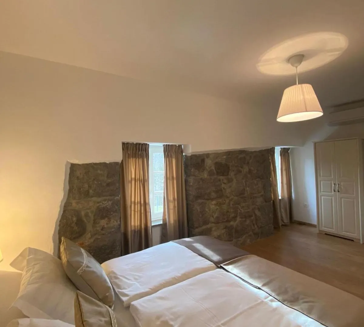 Villa Stancija Kavali Stone House, Zvoneca-오파티아 B&B